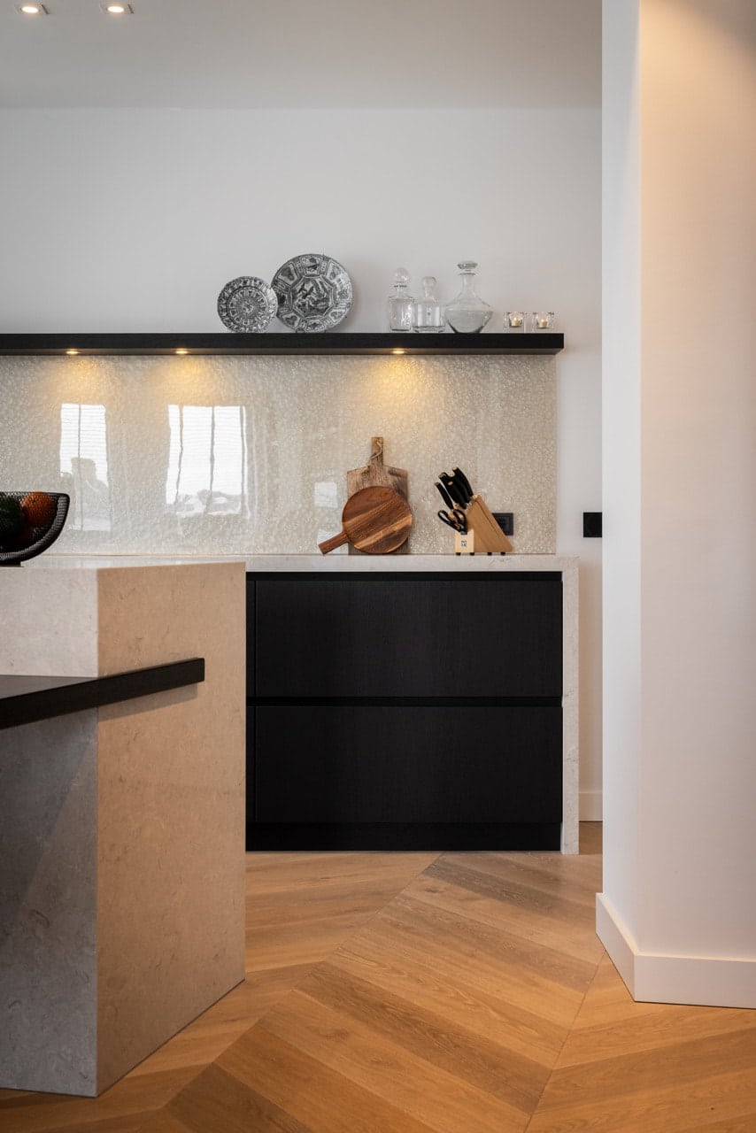 l0cnt59f-1yywwv9_orig